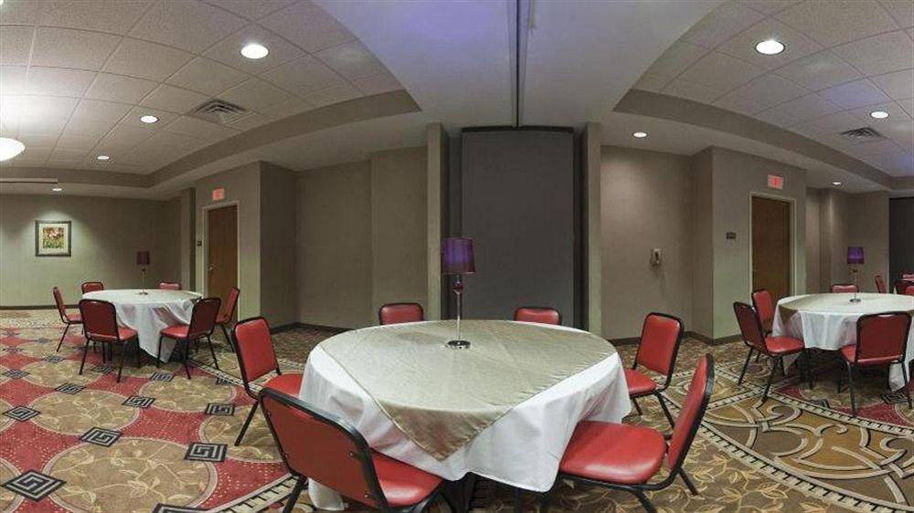 Holiday Inn Carbondale - Conference Center By Ihg Exterior foto
